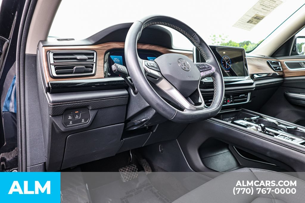 Used 2024 Volkswagen Atlas SE FWD image 28