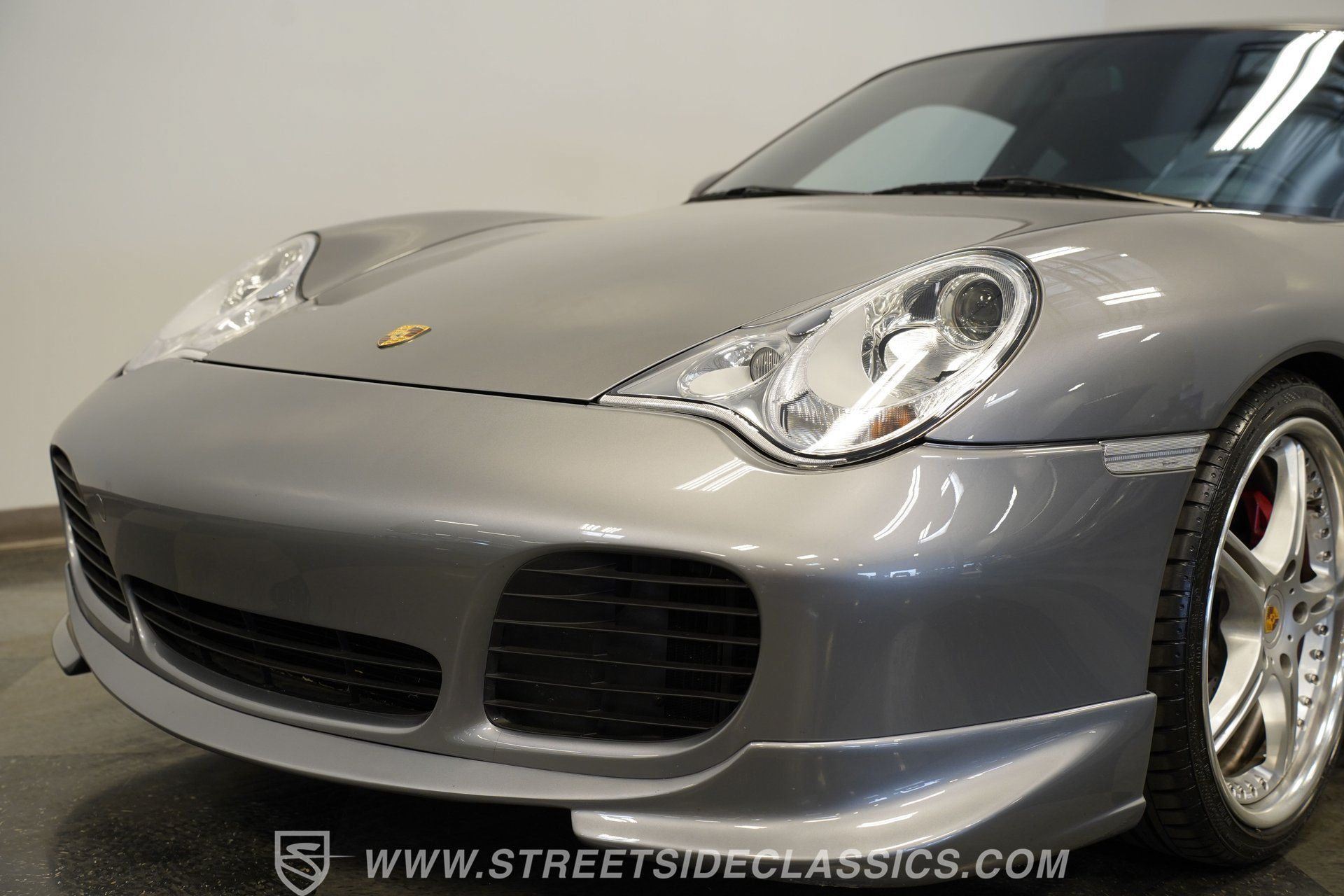 Used 2001 Porsche 911 Turbo AWD/4WD image 22