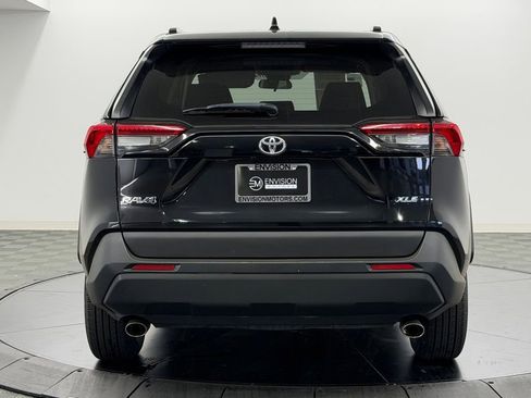 Certified 2021 Toyota RAV4 XLE FWD image 11