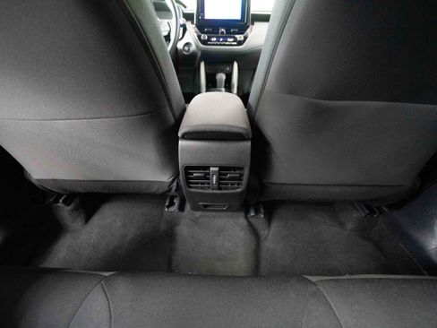 Used 2024 Toyota Corolla Cross AWD Hybrid image 22