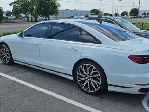 Used 2024 Audi A8 L 3.0T AWD/4WD image 4
