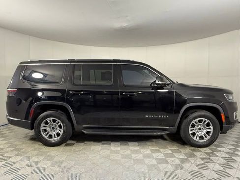 Used 2022 Jeep Wagoneer Series I image 6