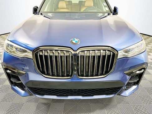 Used 2021 BMW X7 M50i w/ Executive Package AWD/4WD image 2