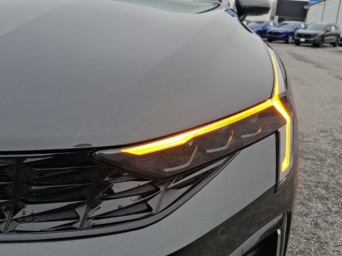 Used 2025 Kia K5 EX image 9