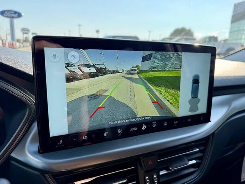 New 2026 Ford Escape SE FWD image 26