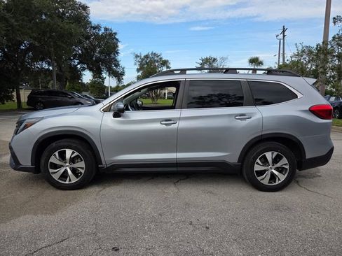 Used 2023 Subaru Ascent Premium w/ Convenience Package AWD/4WD image 4