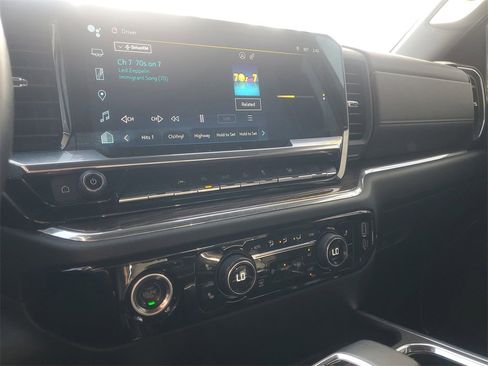 Used 2023 Chevrolet Silverado 1500 RST image 22