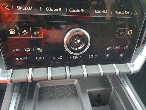 Used 2025 GMC Acadia Elevation AWD/4WD image 25