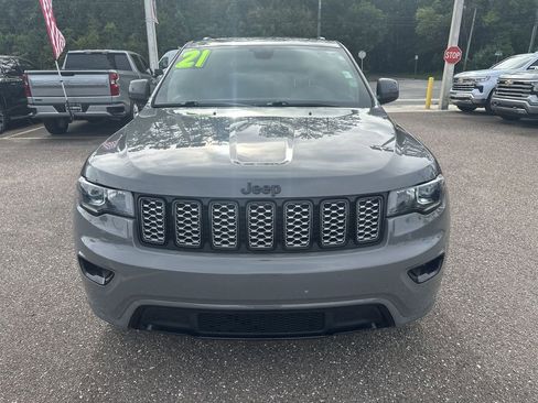 Used 2021 Jeep Grand Cherokee Laredo X AWD/4WD image 11