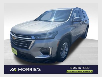 Used 2023 Chevrolet Traverse LT w/ Rear Camera Mirror Package