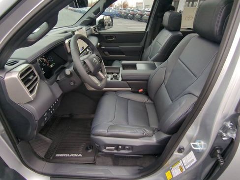 New 2026 Toyota Sequoia Platinum image 7