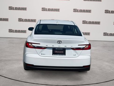 Used 2025 Toyota Camry LE FWD image 4