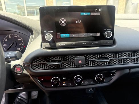 Used 2024 Honda HR-V Sport image 15