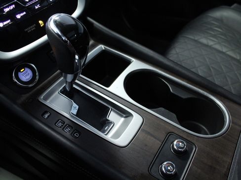 Used 2021 Nissan Murano Platinum image 23