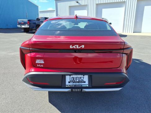 Used 2025 Kia K4 LXS image 5