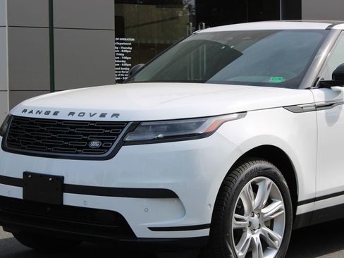 Used 2026 Land Rover Range Rover Velar S AWD/4WD image 2