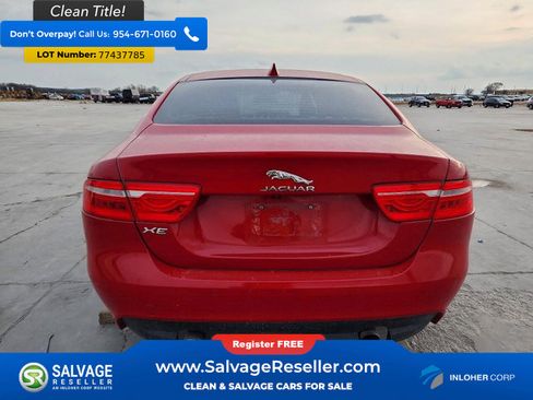 Used 2018 Jaguar XE Prestige image 8