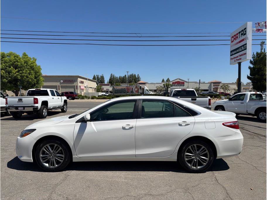 Used 2017 Toyota Camry SE FWD image 17