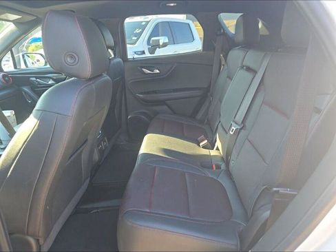 Used 2022 Chevrolet Blazer RS w/ Enhanced Convenience Package FWD image 7