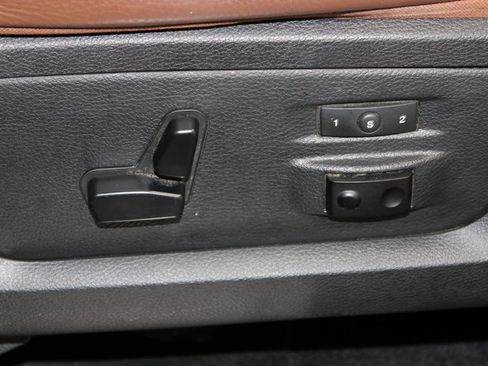 Used 2014 RAM 1500 Laramie Longhorn w/ Convenience Group image 16