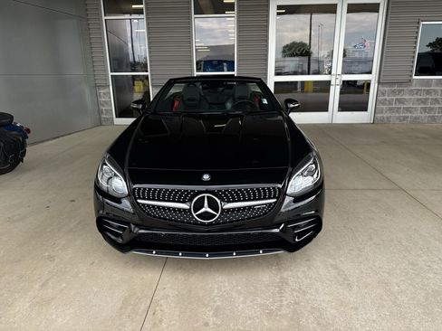 Used 2017 Mercedes-Benz SLC 43 AMG image 2