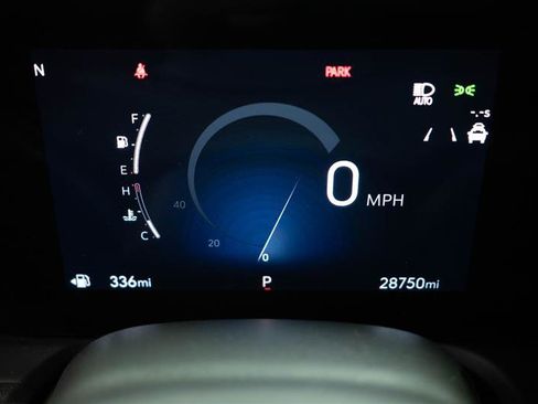 Used 2024 Buick Encore GX Sport Touring image 17