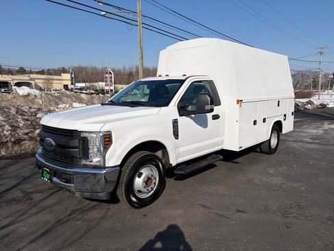 Used 2019 Ford F350 XL w/ XL Value Package image 3