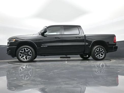 Used 2025 RAM 1500 Laramie AWD/4WD image 44
