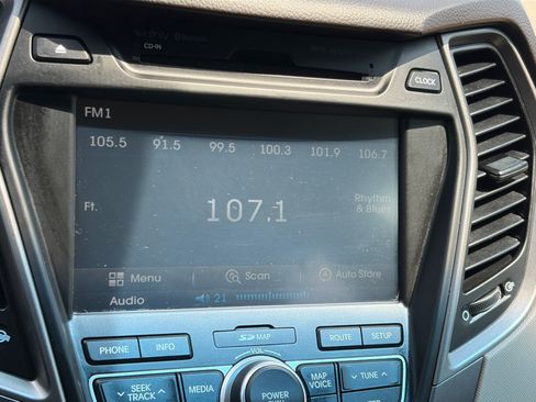 Used 2014 Hyundai Santa Fe Sport 2.0T w/ Technology Package 05 AWD/4WD image 24