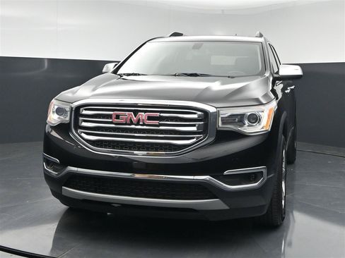 Used 2019 GMC Acadia SLT FWD image 2