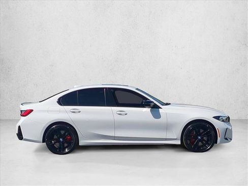 Used 2024 BMW 330e w/ M Sport Package RWD image 4