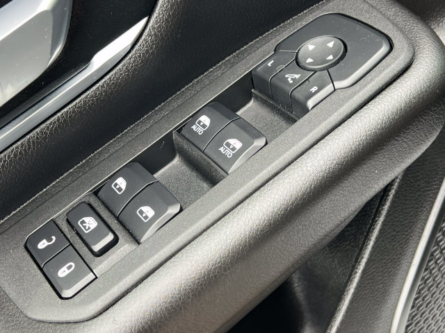 Used 2025 RAM 1500 Big Horn AWD/4WD image 21