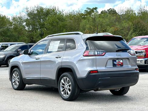 Used 2019 Jeep Cherokee Latitude Plus FWD image 13