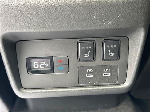 Used 2026 Nissan Rogue Platinum w/ Platinum Premium Package AWD/4WD image 12