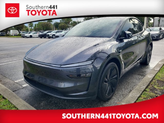 Used 2026 Tesla Model Y Long Range RWD image 1