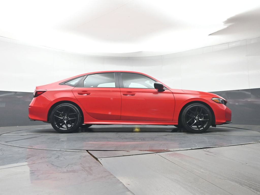 Certified 2025 Honda Civic Sport image 32