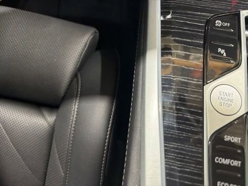 Certified 2024 BMW X5 xDrive40i w/ M Sport Package AWD/4WD image 37