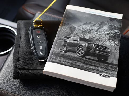 Used 2017 Ford Expedition King Ranch RWD image 12