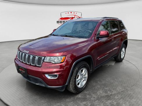 Used 2017 Jeep Grand Cherokee Laredo w/ Quick Order Package 23E AWD/4WD image 1