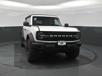 New 2026 Ford Bronco Badlands w/ Sasquatch Package