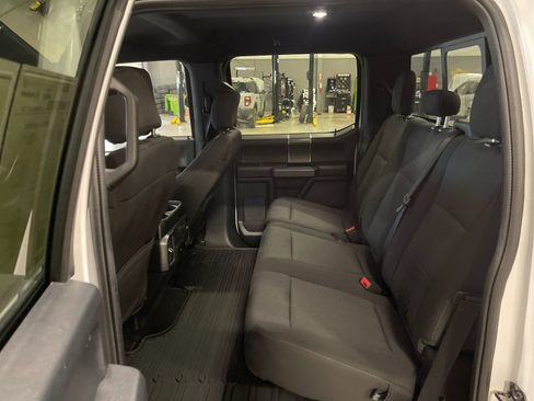 Used 2020 Ford F150 XLT w/ Equipment Group 302A Luxury AWD/4WD image 14