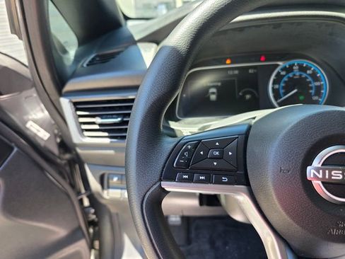 Used 2024 Nissan Leaf S FWD image 15