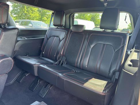 Used 2022 Ford Expedition Max Limited AWD/4WD image 15