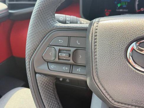 Used 2026 Toyota Sequoia TRD Pro AWD/4WD image 31