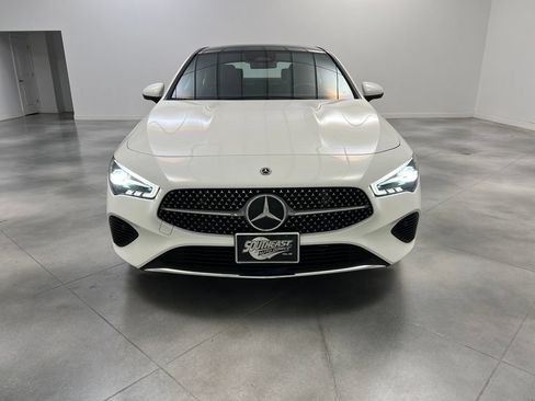 Used 2025 Mercedes-Benz CLA 250 4MATIC image 3