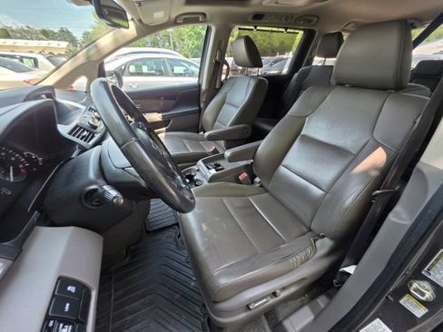 Used 2016 Honda Odyssey Touring image 14