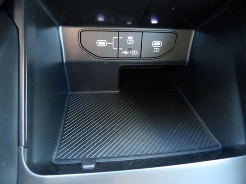 New 2026 Kia Sorento LX image 23