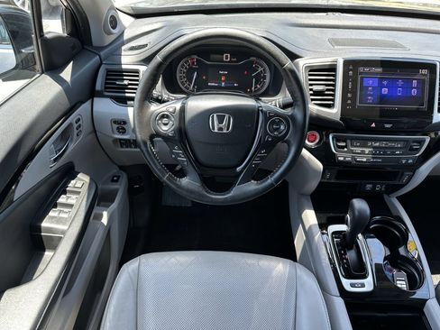 Used 2019 Honda Ridgeline RTL-E image 14