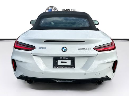New 2026 BMW Z4 sDrive30i w/ Shadowloine Package RWD image 5