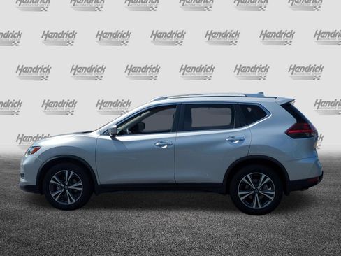 Used 2019 Nissan Rogue SV w/ Premium Package FWD image 7